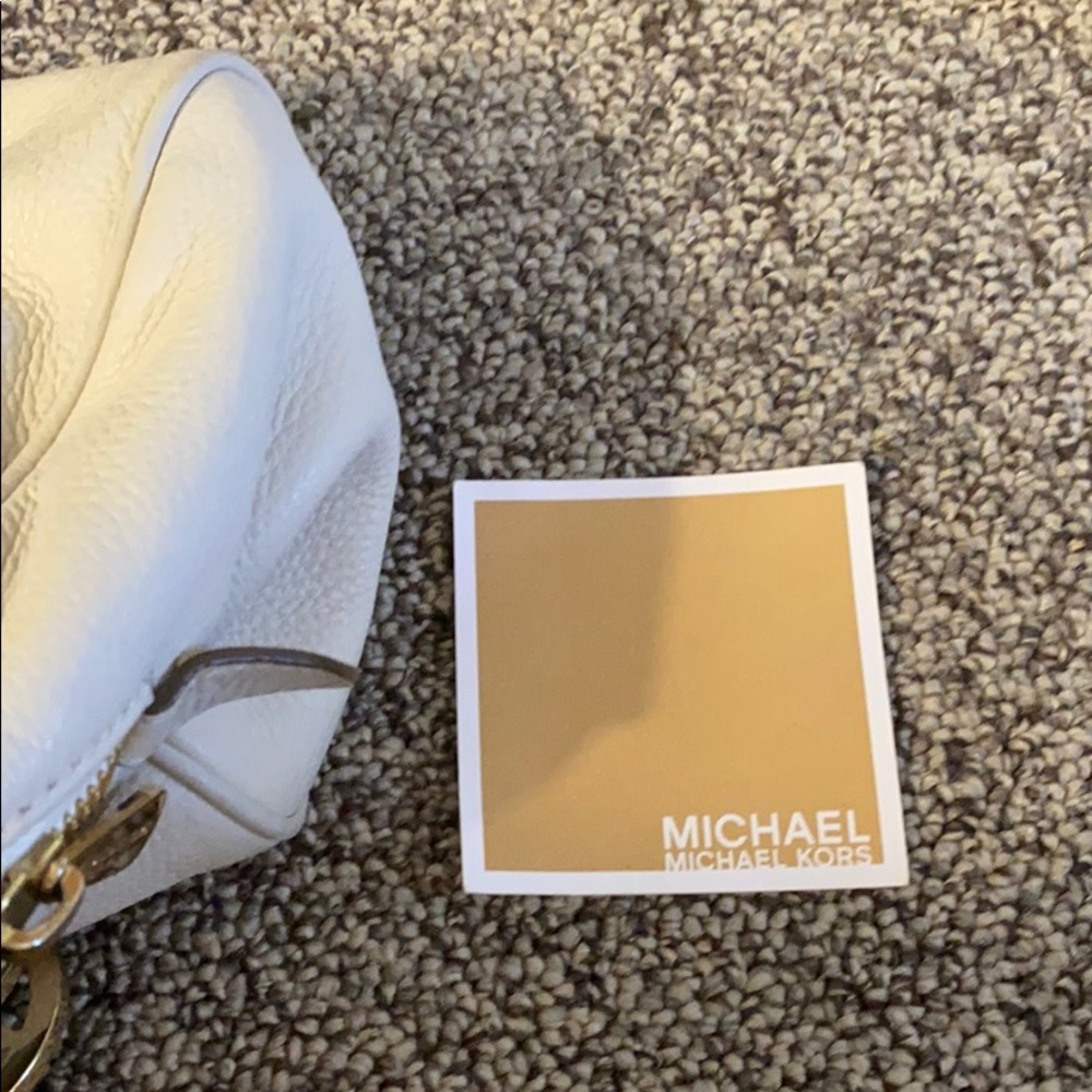 Michael Kors purse - Picture 14 of 14